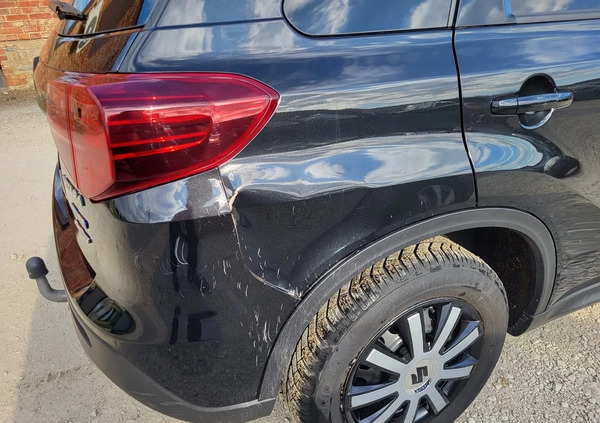 Suzuki Vitara cena 61900 przebieg: 21000, rok produkcji 2021 z Kłobuck małe 704